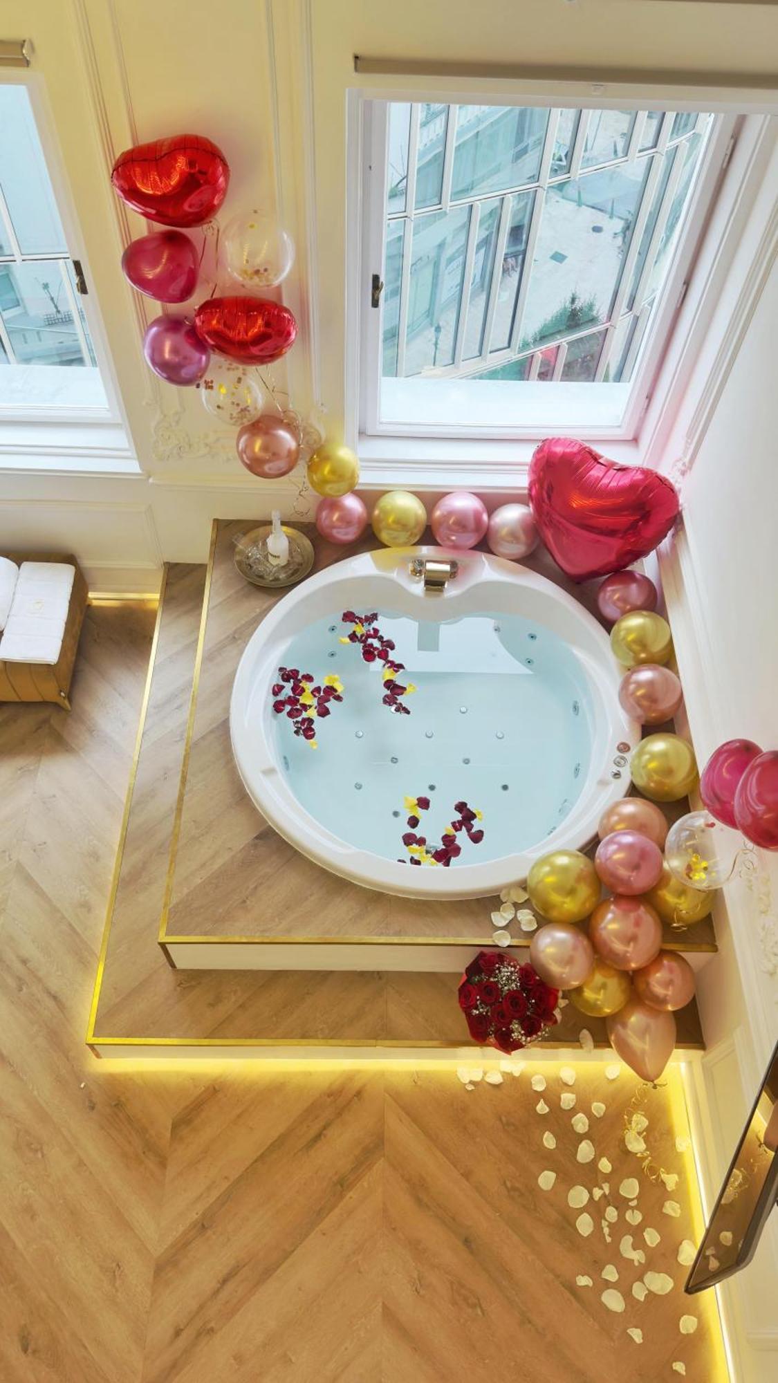 Jacuzzi Royal Suite Boedapest Buitenkant foto